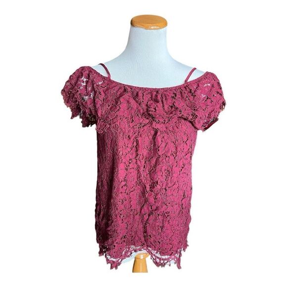 Womens No Boundaries Cold Shoulder Lace Top - Sz L - Picture 2 of 2